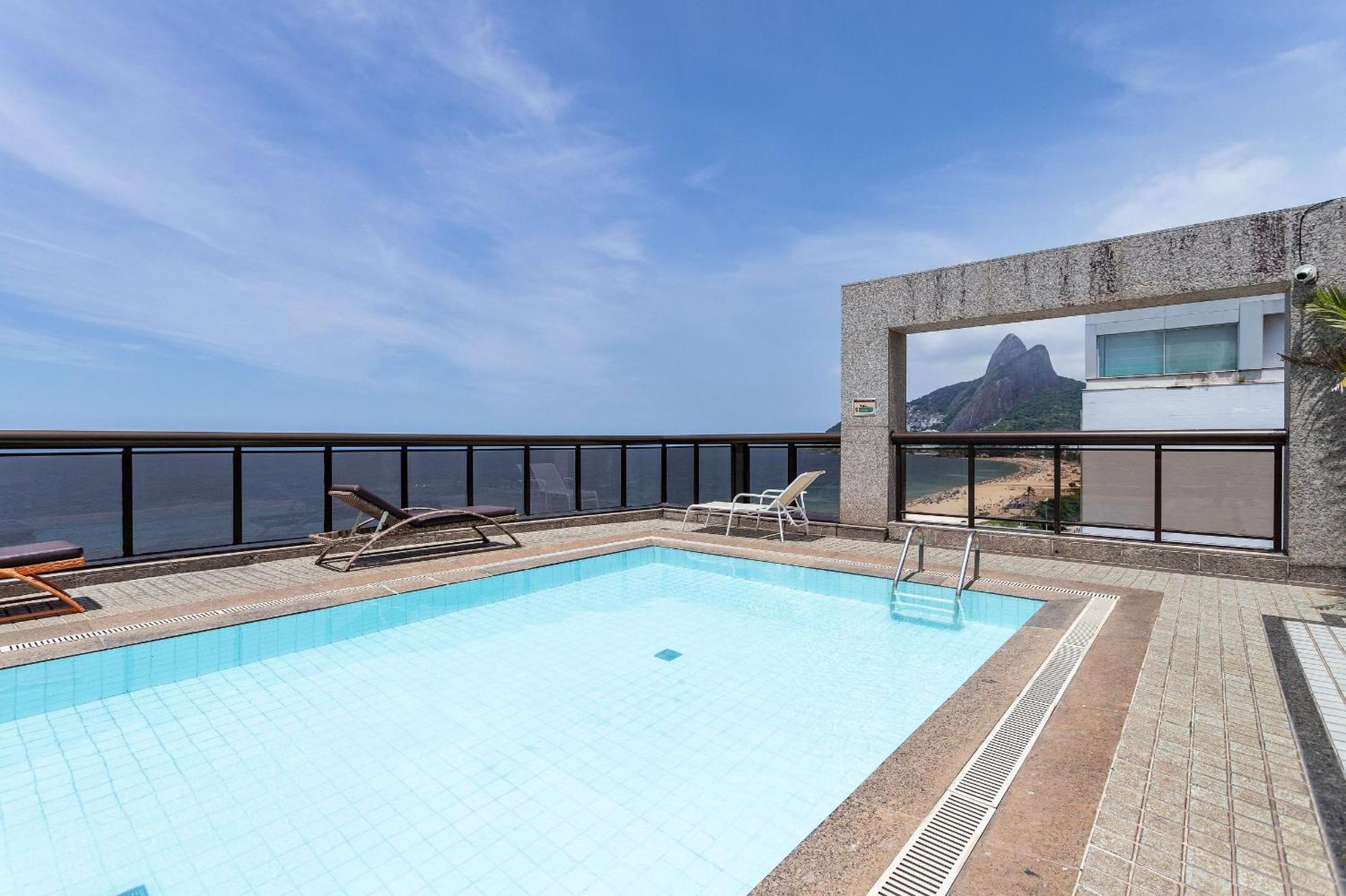 Apartamento Moderno em Prédio à Beira-mar na Praia de Ipanema Rio de Janeiro Exterior foto